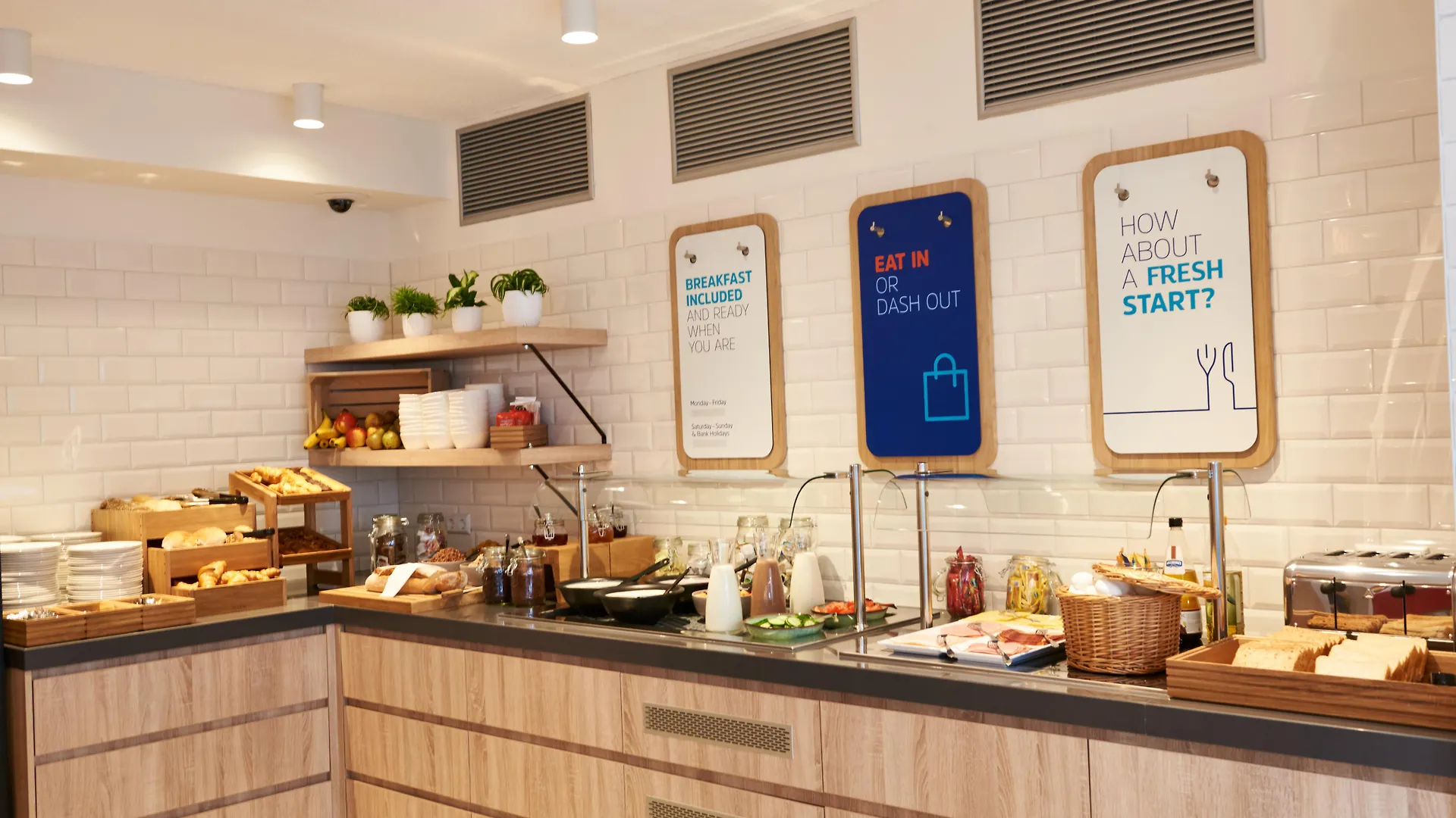 Hotel Holiday Inn Express Amsterdam - City Hall By Ihg
