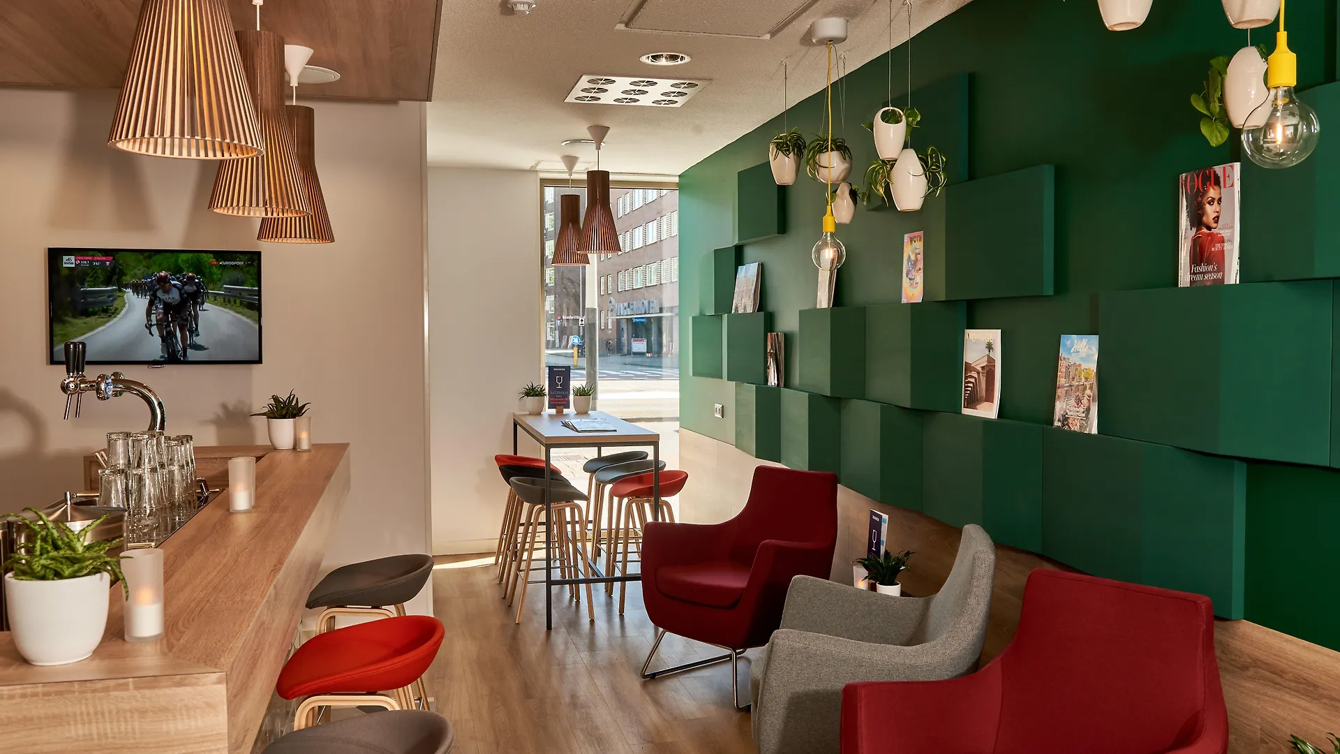 Holiday Inn Express Amsterdam - City Hall By Ihg 3*,  Países Baixos