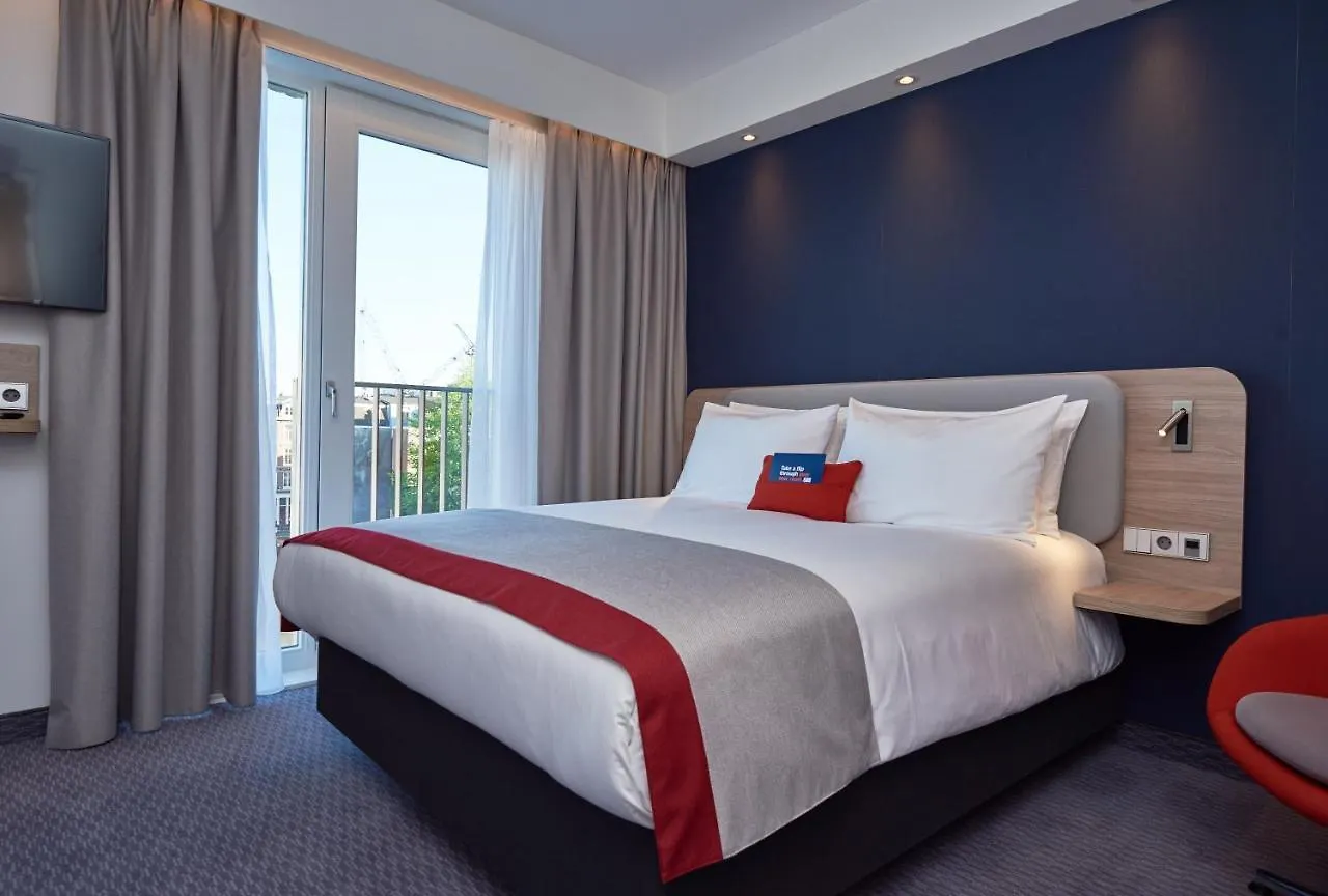 Holiday Inn Express Amsterdam - City Hall By Ihg 3*,